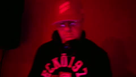 Snapshot of hotjoeman1234 chatting on February 14, 5:48 am hotjoeman1234 online show from February 14, 5:48 am