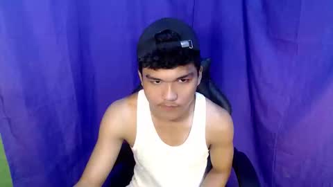 hotking_cummer online show from January 19, 9:46 am