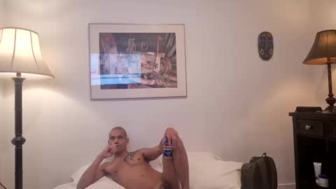 Snapshot of hotlatt4sail chatting on October 10, 1:48 am hotlatt4sail online show from October 10, 1:48 am