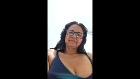 hotleny online show from May 14, 11:00 pm