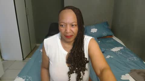 Snapshot of hotlilya chatting on June 8, 8:26 am hotlilya online show from June 8, 8:26 am