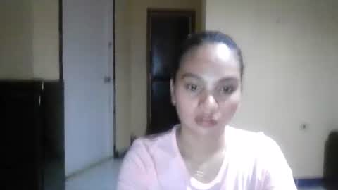 Snapshot of hotmama_independent chatting on October 20, 1:55 pm hotmama_independent online show from October 20, 1:55 pm