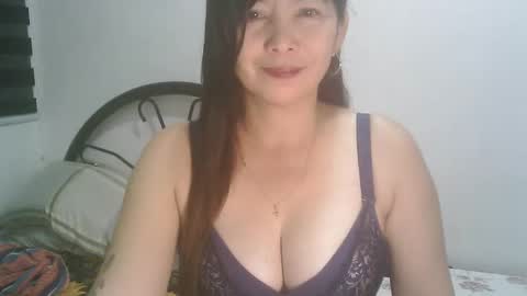 hotmamajen4u online show from February 12, 12:27 am