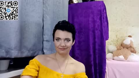 Snapshot of hotmamaqueen234 chatting on March 23, 1:09 am hotmamaqueen234 online show from March 23, 1:09 am