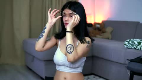 Molly online show from June 29, 4:52 am