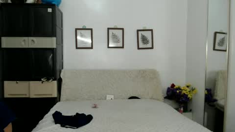 Snapshot of hotmorena_finger chatting on June 25, 4:12 am Analiza online show from June 25, 4:12 am