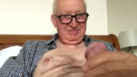 Snapshot of hotmuff99 chatting on October 3, 2:36 pm hotmuff99 online show from October 3, 2:36 pm