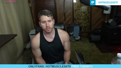 hotmuscles6t9 online show from May 3, 8:53 am