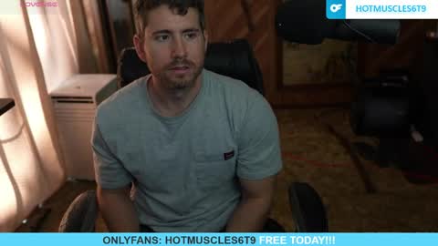hotmuscles6t9 online show from May 8, 2:22 pm