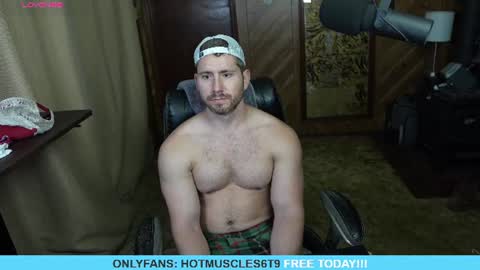 hotmuscles6t9 online show from June 23, 2:31 am