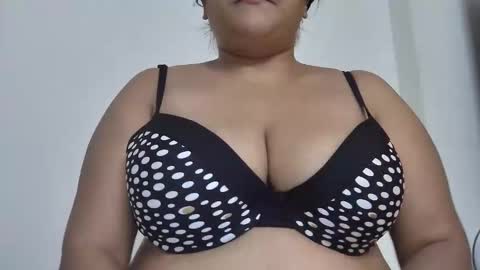 hotncutegirl online show from March 25, 8:09 am