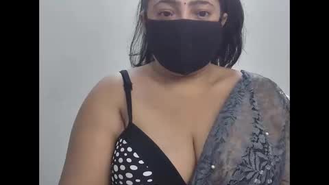 hotncutegirl online show from April 5, 12:46 pm