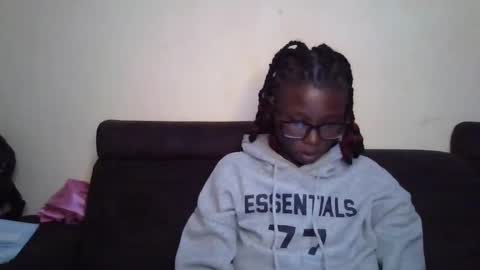 Rose online show from December 3, 3:58 am