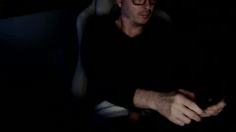 Snapshot of hotnickdk chatting on December 25, 7:34 pm hotnickdk online show from December 25, 7:34 pm