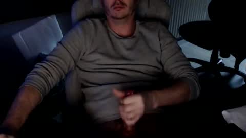 Snapshot of hotnickdk chatting on February 6, 7:13 am hotnickdk online show from February 6, 7:13 am