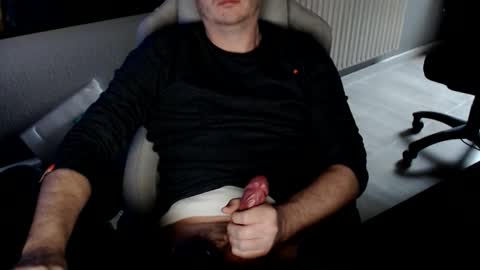 Snapshot of hotnickdk chatting on February 19, 7:06 am hotnickdk online show from February 19, 7:06 am