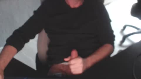 Snapshot of hotnickdk chatting on January 18, 12:20 pm hotnickdk online show from January 18, 12:20 pm