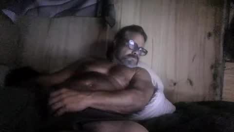 Snapshot of hotnriv13 chatting on July 23, 9:18 am hotnriv13 online show from July 23, 9:18 am