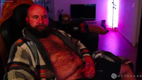 Snapshot of hotokar chatting on April 2, 6:27 pm Hotokkar online show from April 2, 6:27 pm