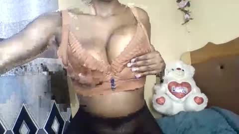 Snapshot of hotpussy712899 chatting on May 23, 1:04 pm hotpussy online show from May 23, 1:04 pm