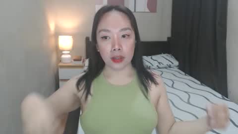 ZOE online show from November 4, 6:07 pm