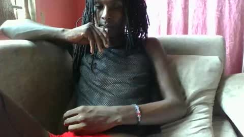 Snapshot of hotshadowx chatting on April 9, 10:42 am hotshadowx online show from April 9, 10:42 am