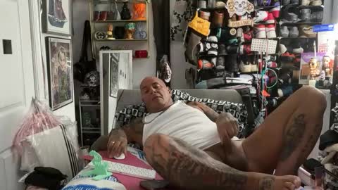 hotstuff775616 online show from February 3, 3:15 am