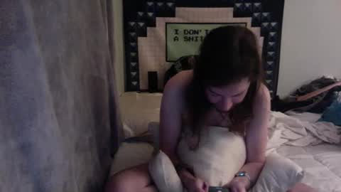 hott25guy online show from December 12, 4:15 am