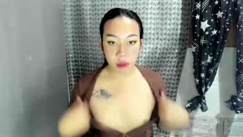 jelaigrande  online show from May 26, 1:45 am