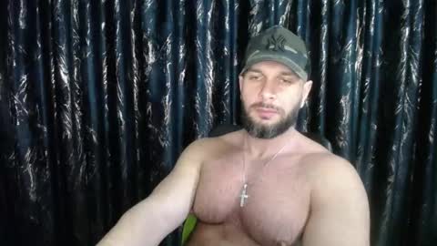 Snapshot of hotterlrg chatting on March 1, 12:17 am hotterlrg online show from March 1, 12:17 am