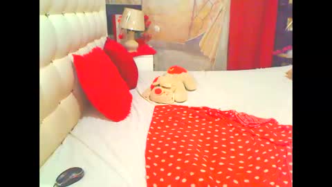 THEONE online show from November 15, 6:04 pm