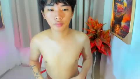 Snapshot of hottestloues chatting on March 22, 1:20 am hottestloues online show from March 22, 1:20 am