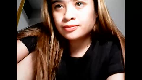 Snapshot of hottie_asianbabe chatting on December 5, 6:10 am Leen online show from December 5, 6:10 am