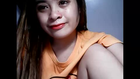 Snapshot of hottie_asianbabe chatting on December 11, 12:44 pm Leen online show from December 11, 12:44 pm