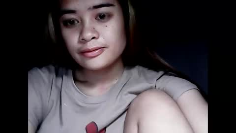 Snapshot of hottie_asianbabe chatting on December 20, 12:52 am Leen online show from December 20, 12:52 am
