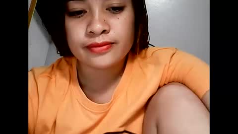 Snapshot of hottie_asianbabe chatting on January 7, 6:48 am Leen online show from January 7, 6:48 am
