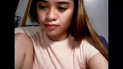 Snapshot of hottie_asianbabe chatting on January 25, 2:04 am Leen online show from January 25, 2:04 am