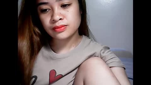Snapshot of hottie_asianbabe chatting on February 9, 12:06 am Leen online show from February 9, 12:06 am
