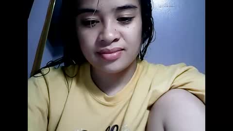 Snapshot of hottie_asianbabe chatting on March 4, 12:18 am Leen online show from March 4, 12:18 am