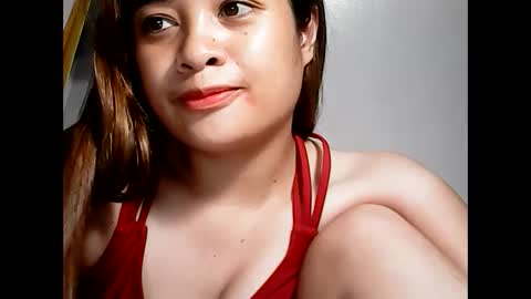 Snapshot of hottie_asianbabe chatting on March 5, 9:27 am Leen online show from March 5, 9:27 am