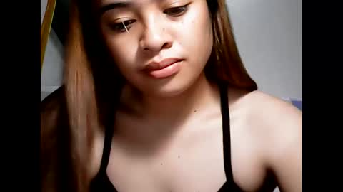 Snapshot of hottie_asianbabe chatting on March 7, 12:04 am Leen online show from March 7, 12:04 am