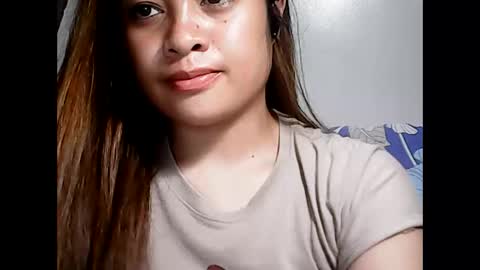 Snapshot of hottie_asianbabe chatting on March 8, 10:54 am Leen online show from March 8, 10:54 am