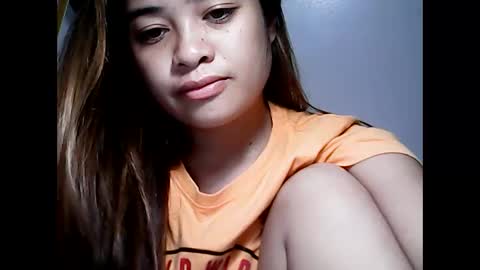 Snapshot of hottie_asianbabe chatting on March 9, 11:14 pm Leen online show from March 9, 11:14 pm