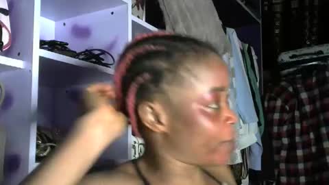 hottie baddie14 online show from February 1, 6:39 pm