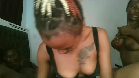 hottie_mistie online show from May 5, 11:07 am