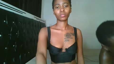 hottie_mistie online show from May 16, 6:28 pm