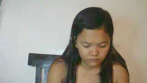 Snapshot of hottie_mom4u chatting on September 28, 12:49 am Jewel online show from September 28, 12:49 am