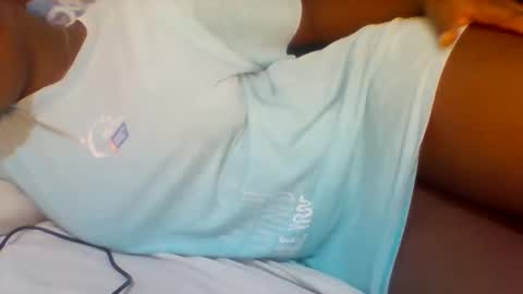 Snapshot of hottie_vera chatting on January 30, 3:29 pm vera online show from January 30, 3:29 pm