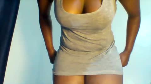 Snapshot of hottie_vera chatting on February 15, 10:22 am vera online show from February 15, 10:22 am