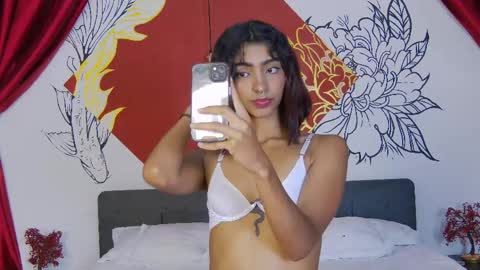 Veronica independent model online show from April 25, 8:28 pm